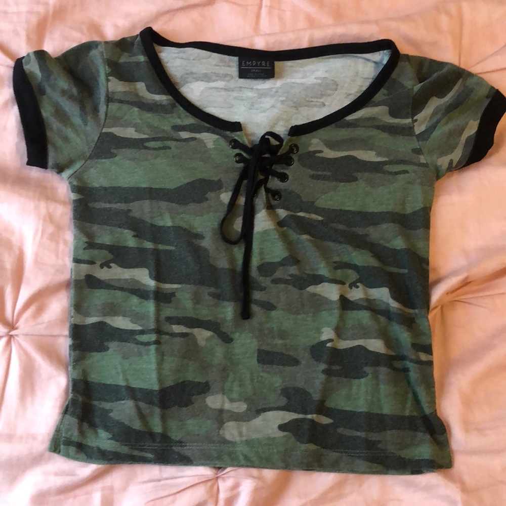 camo crop top